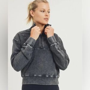 Half zip pullover